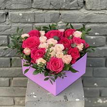 Цветочная композиция из Розы в коробке в Кадый
