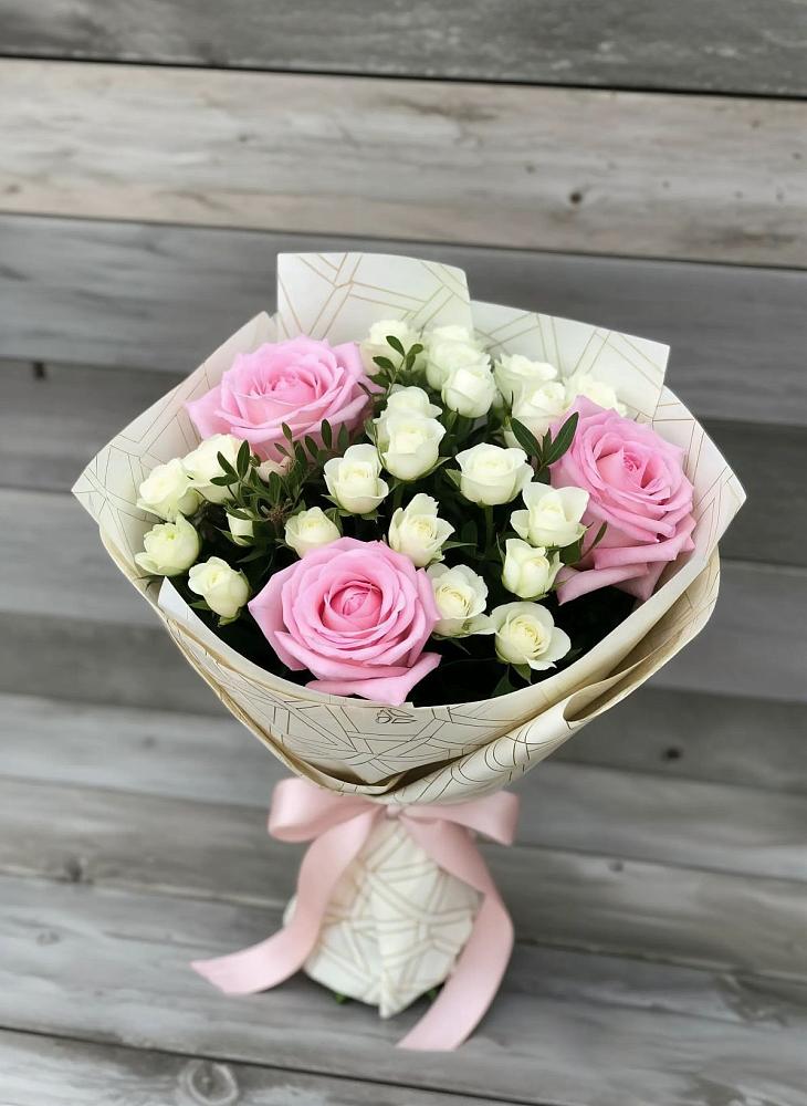 Букет цветов из: Розы в Кадый