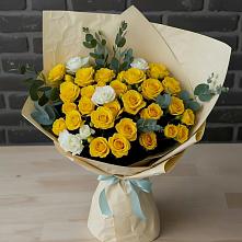 Букет цветов из:  Розы в Кадый