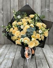 Букет цветов из:  Розы и Лизиантусы #REPLACE_PRED# Кадый