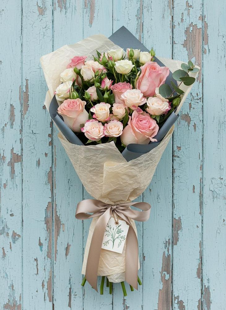 Букет цветов из: Розы в Кадый