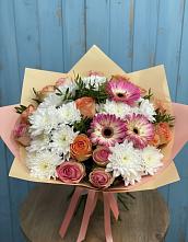 Букет цветов из:  Розы, Герберы и Хризантемы в Кадый