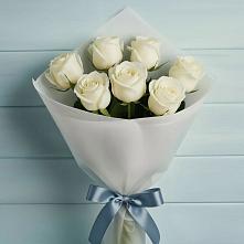 Букет 7 Белых роз Эдлесс Лав в Кадый