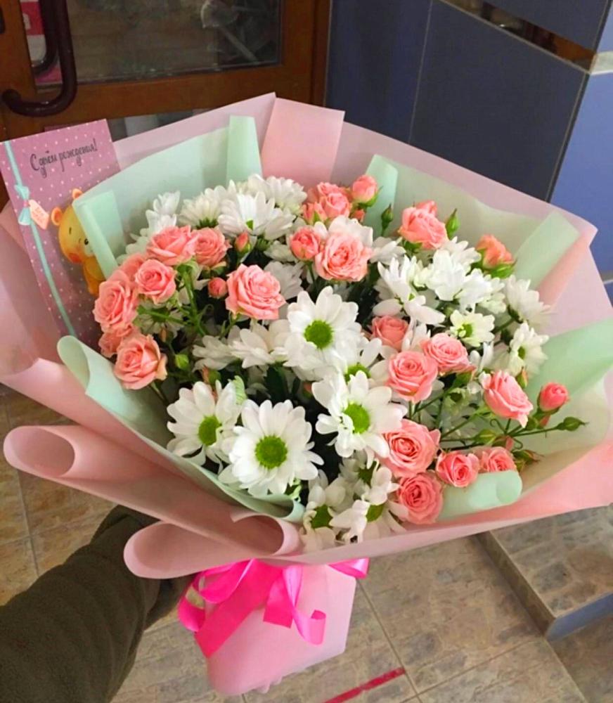 Букет цветов из: Розы и Хризантемы в Кадый