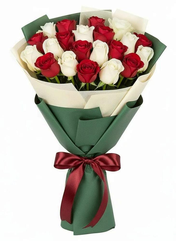 Букет Микс из красных и белых роз в Кадый