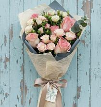 Букет цветов из:  Розы в Кадый