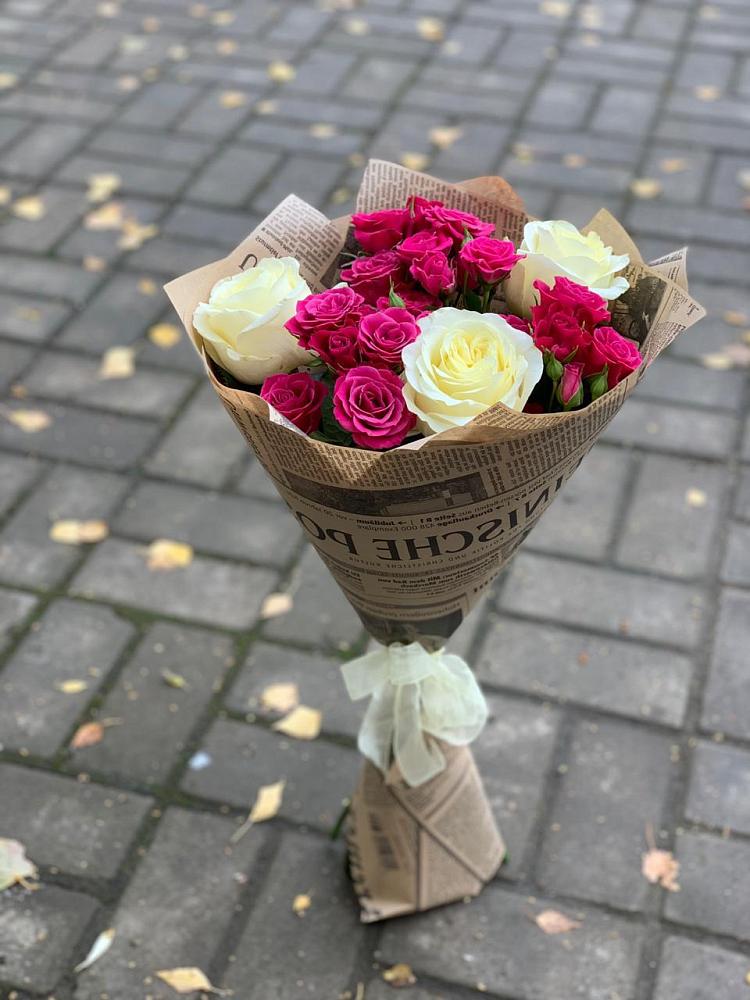 Букет цветов из: Розы в Кадый