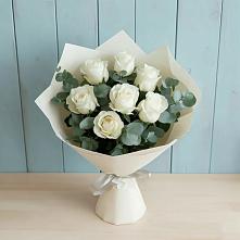 Букет Белые розы в Эвкалипте в Кадый