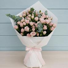 Букет цветов из:  Розы #REPLACE_PRED# Кадый