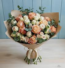 Букет цветов из:  Альстромерии и Розы в Кадый