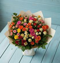Букет Микс из разноцветных кустовых роз в Кадый